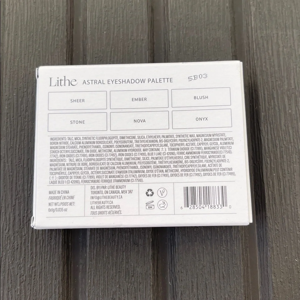 LITHE BEAUTY - Astral Eyeshadow Palette